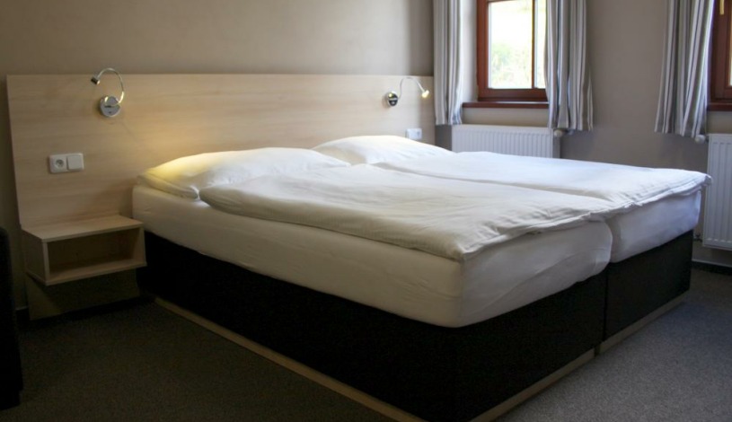 Wellness hotel Sauna Malá Morávka - Dvoulůžkový pokoj Elegant s přistýlkami 